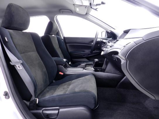 Honda Accord 2010 photo 21