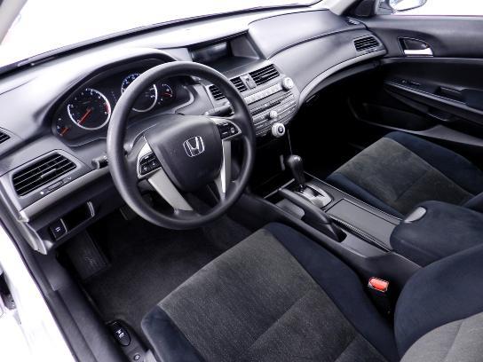 Honda Accord 2010 photo 8