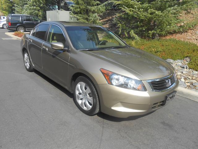Honda Accord 2010 photo 1