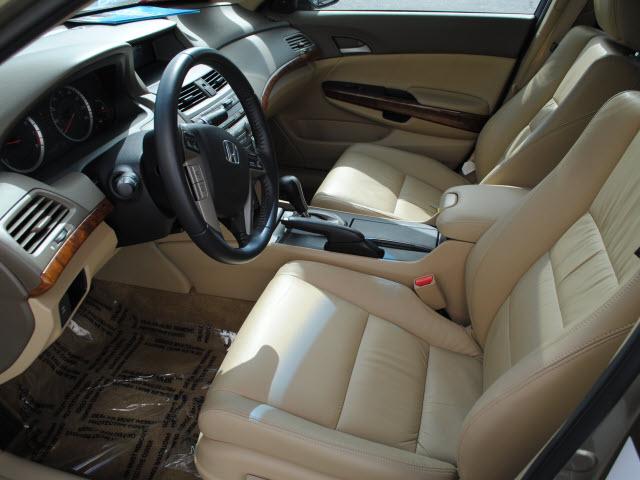 Honda Accord 2010 photo 3