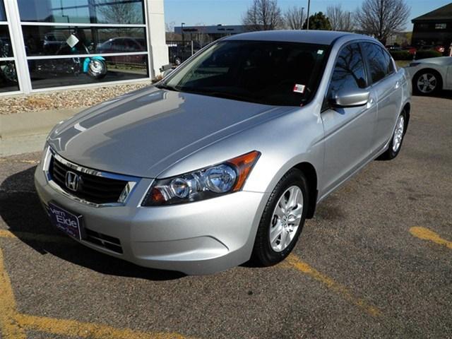Honda Accord 2010 photo 1
