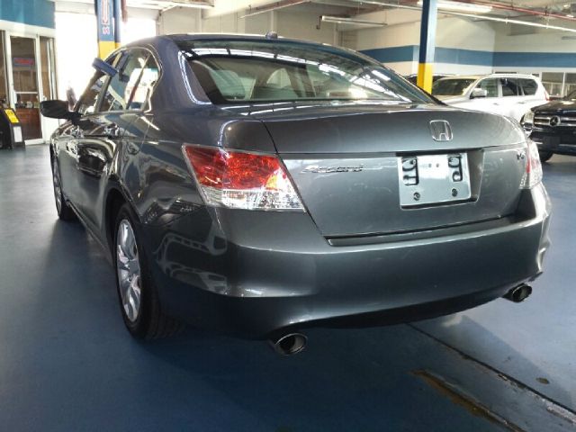 Honda Accord 2010 photo 1