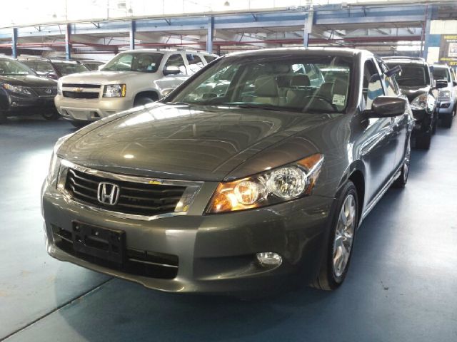 Honda Accord 2010 photo 2