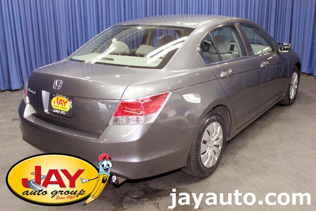 Honda Accord 2010 photo 17