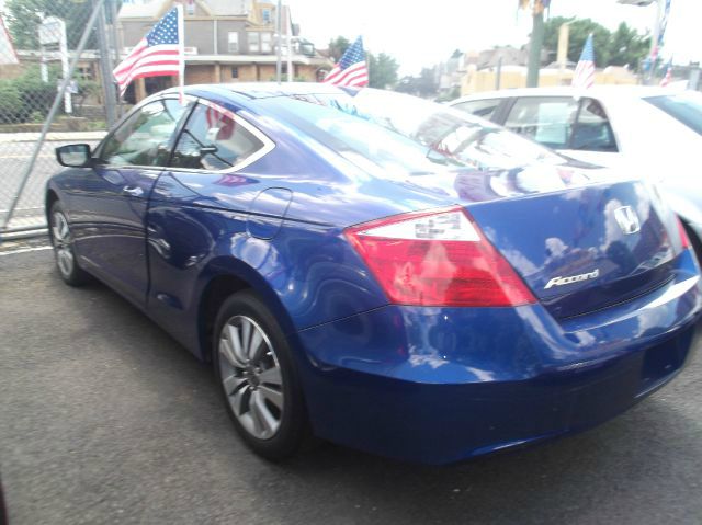 Honda Accord 2010 photo 2