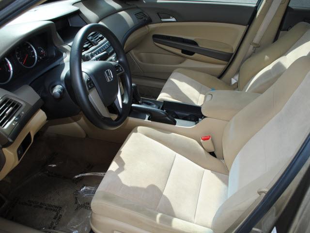 Honda Accord 2010 photo 3