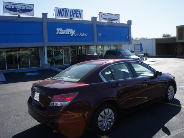 Honda Accord 2010 photo 2