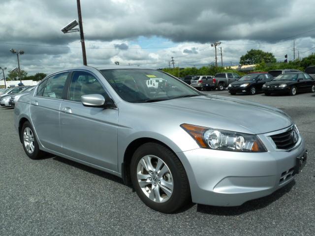 Honda Accord 2010 photo 1