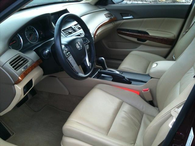 Honda Accord 2010 photo 1
