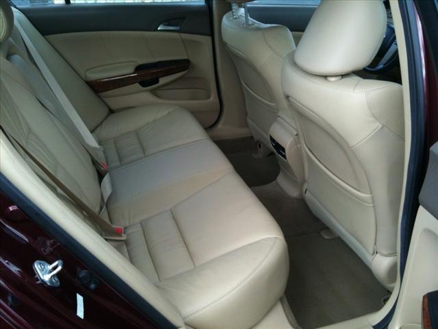 Honda Accord 2010 photo 2