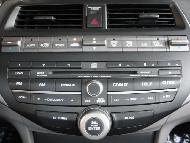 Honda Accord 2010 photo 10