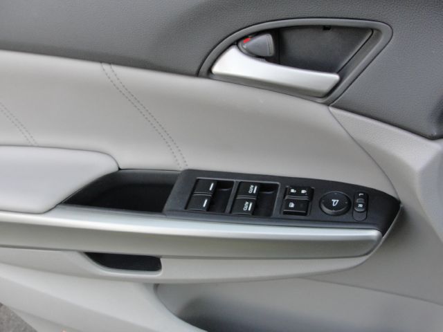 Honda Accord 2010 photo 13