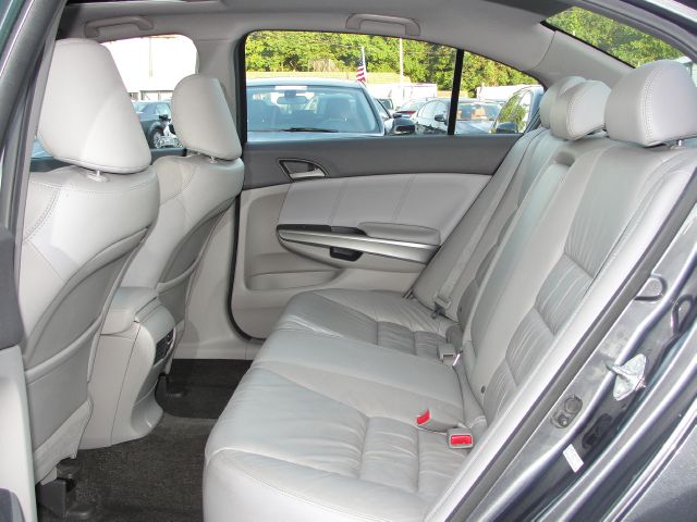 Honda Accord 2010 photo 2