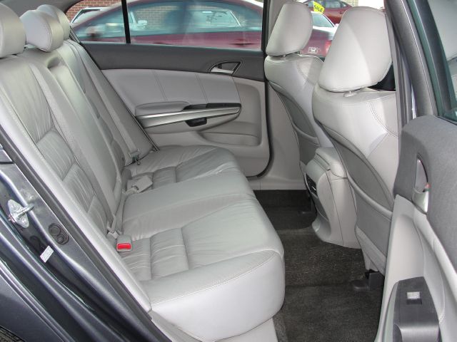 Honda Accord 2010 photo 22