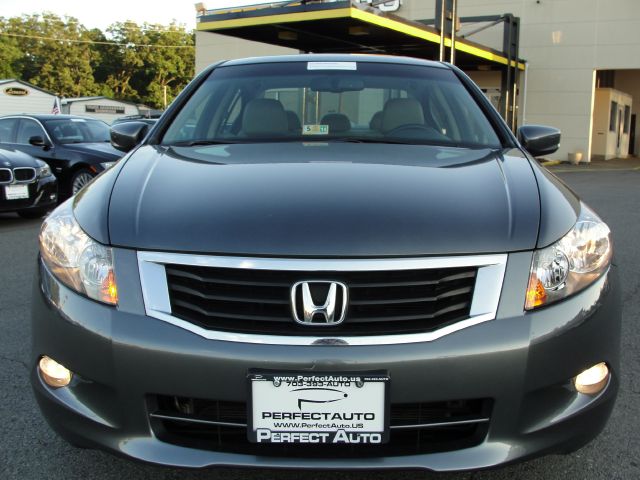 Honda Accord 2010 photo 4