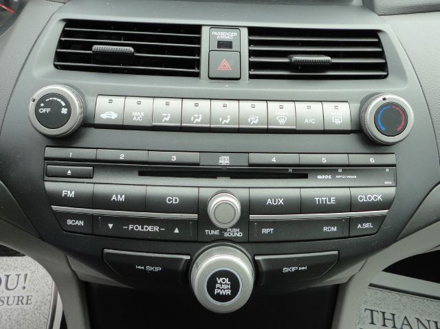Honda Accord 2010 photo 3