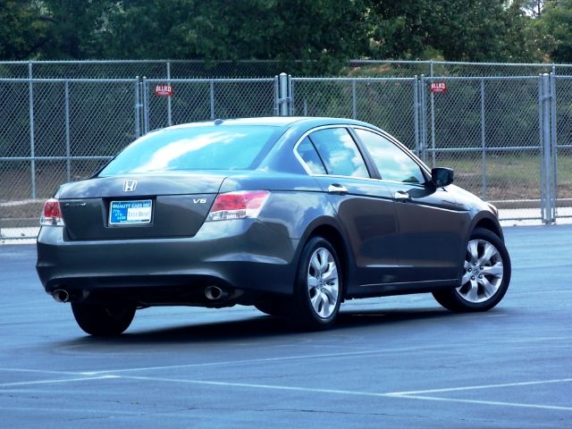 Honda Accord 2010 photo 1