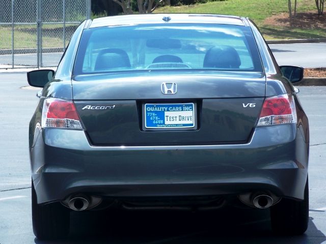 Honda Accord 2010 photo 2