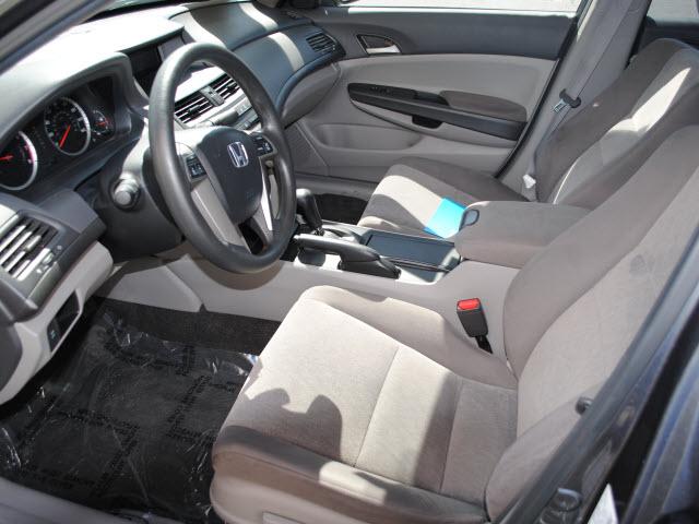 Honda Accord 2010 photo 3