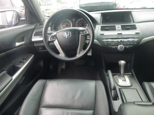 Honda Accord 2010 photo 3