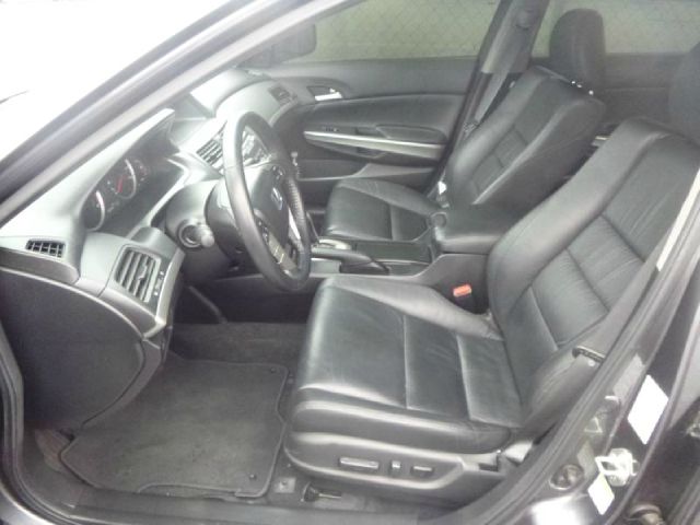 Honda Accord 2010 photo 4