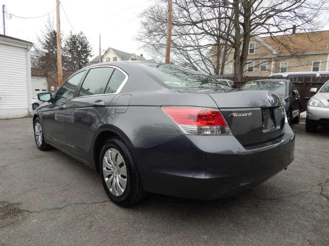 Honda Accord 2010 photo 2