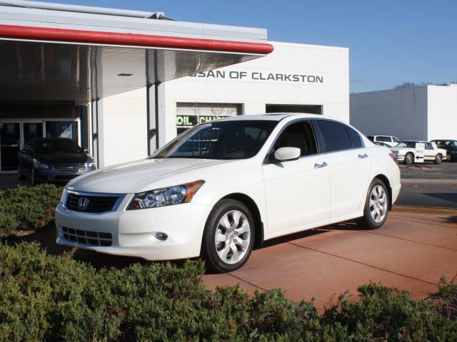 Honda Accord 2010 photo 2