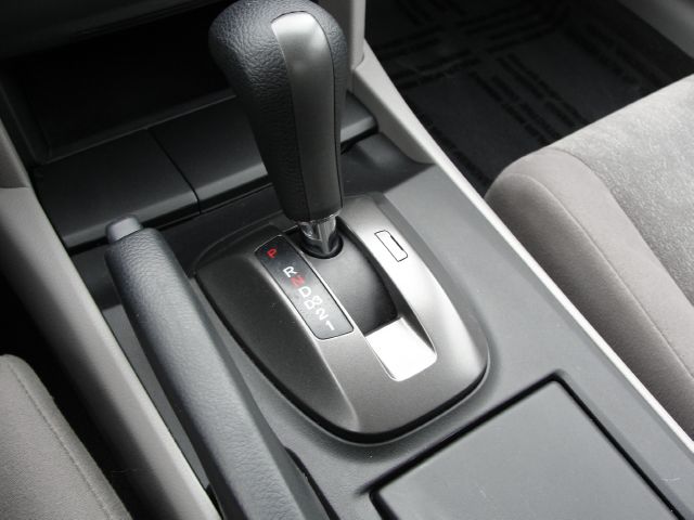 Honda Accord 2010 photo 1