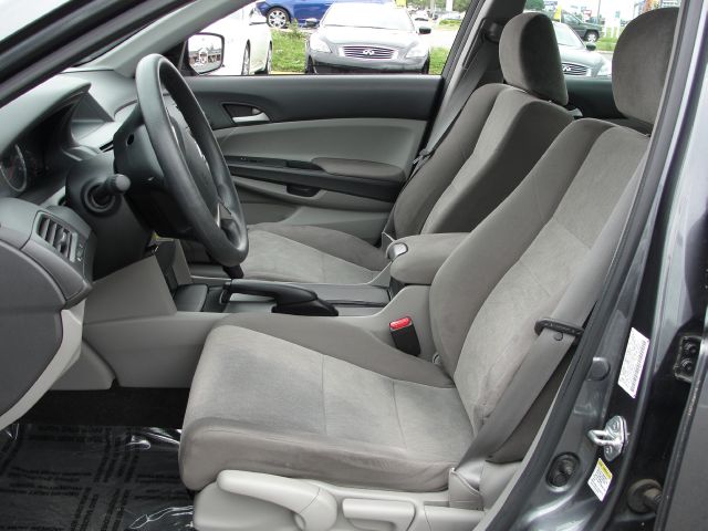 Honda Accord 2010 photo 14