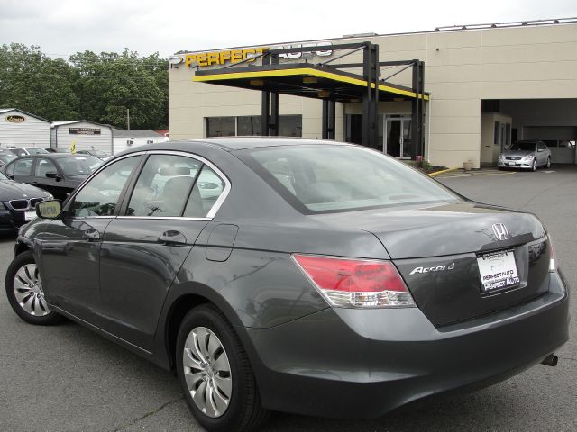 Honda Accord 2010 photo 18