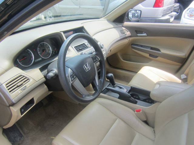 Honda Accord 2010 photo 2