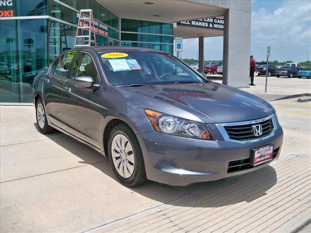 Honda Accord 4dr Wgn 3.2L Sedan