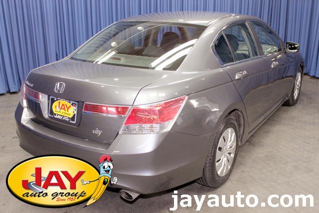 Honda Accord 2011 photo 12
