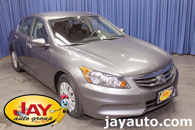 Honda Accord 2011 photo 13