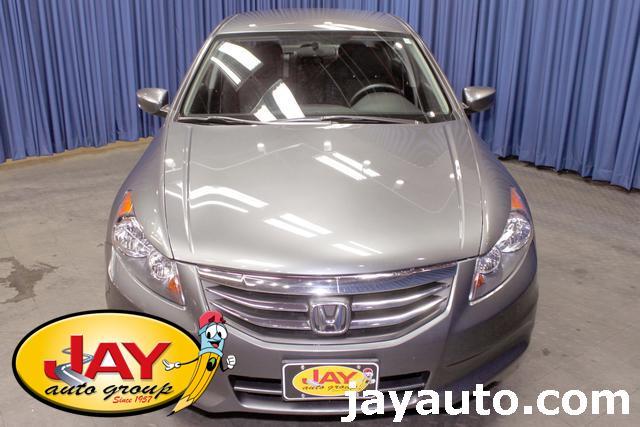 Honda Accord 2011 photo 9