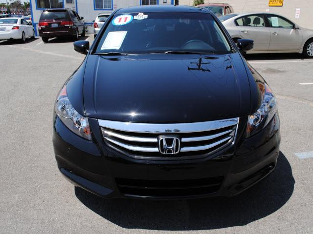 Honda Accord 2011 photo 1