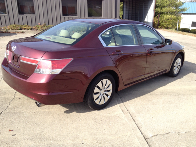 Honda Accord 2dr Reg Cab 120.5 WB Sedan