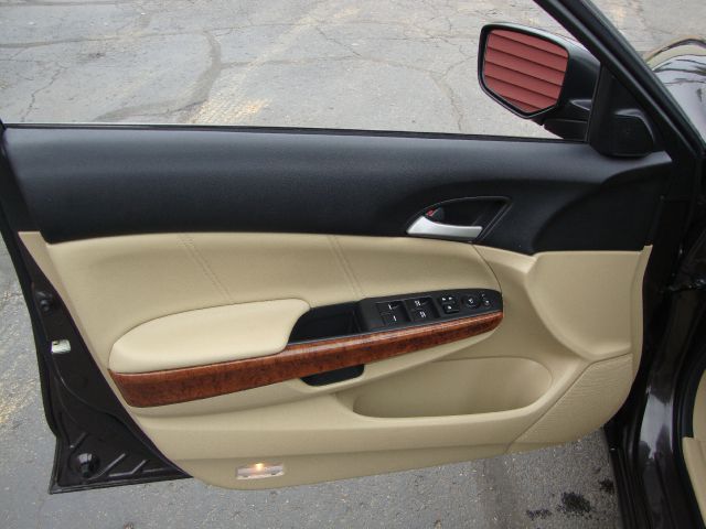 Honda Accord 2011 photo 4