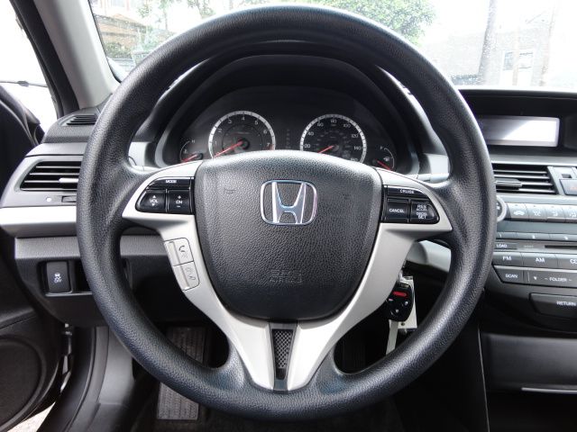 Honda Accord 2011 photo 8