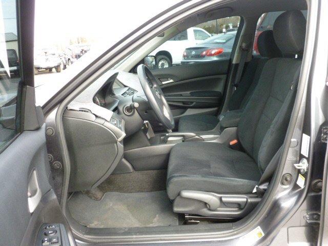 Honda Accord 2011 photo 2