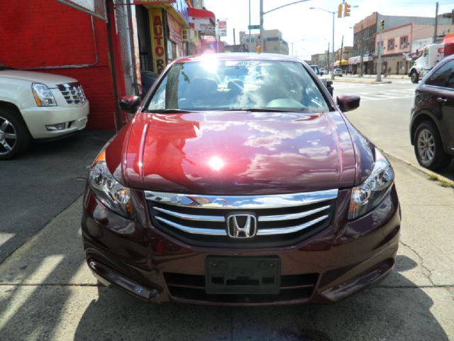 Honda Accord 2011 photo 2