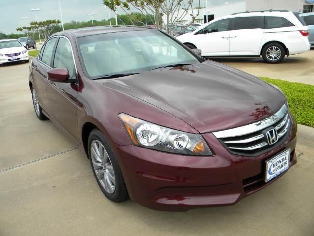 Honda Accord 2011 photo 1