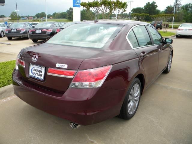 Honda Accord 2011 photo 2