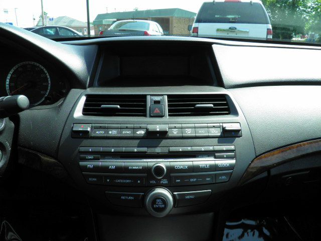 Honda Accord 2011 photo 28