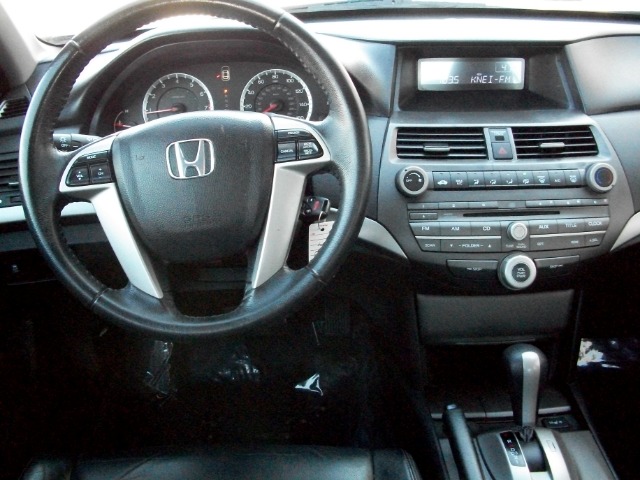 Honda Accord 2011 photo 4
