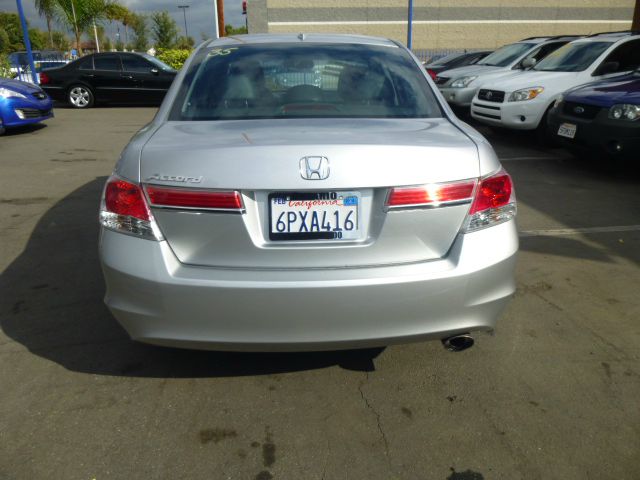 Honda Accord 2011 photo 3