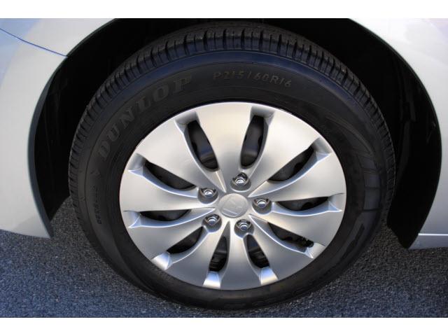 Honda Accord 2011 photo 2