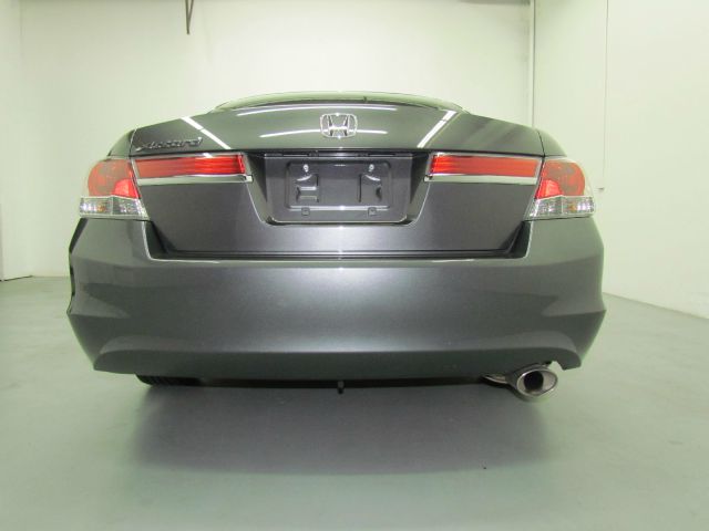 Honda Accord 2011 photo 2