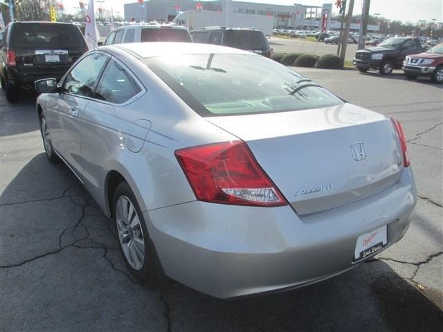 Honda Accord 2011 photo 2