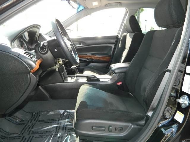 Honda Accord 2012 photo 2
